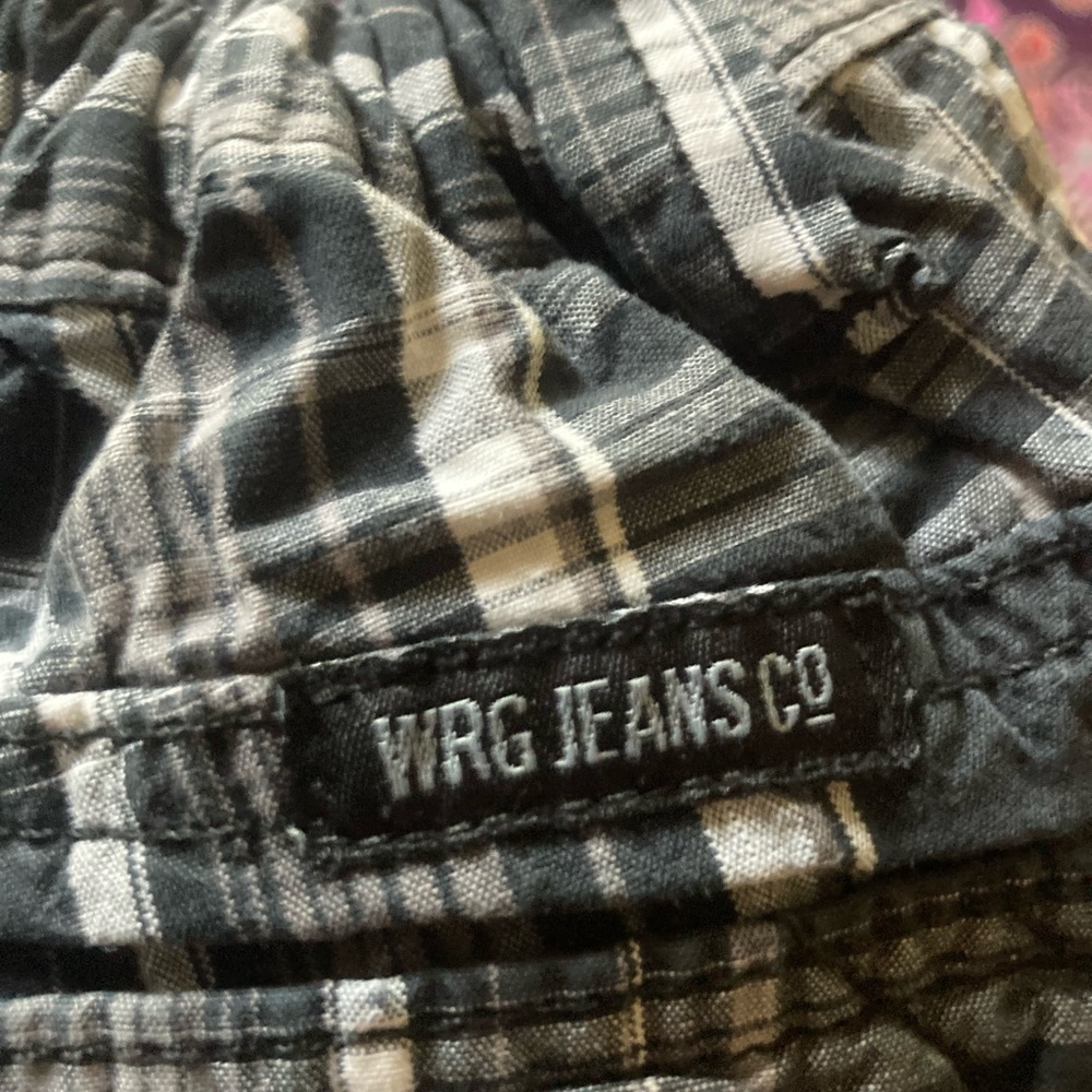 Boys plaid shorts sz 8 wrangler jean co - Picture 3 of 3